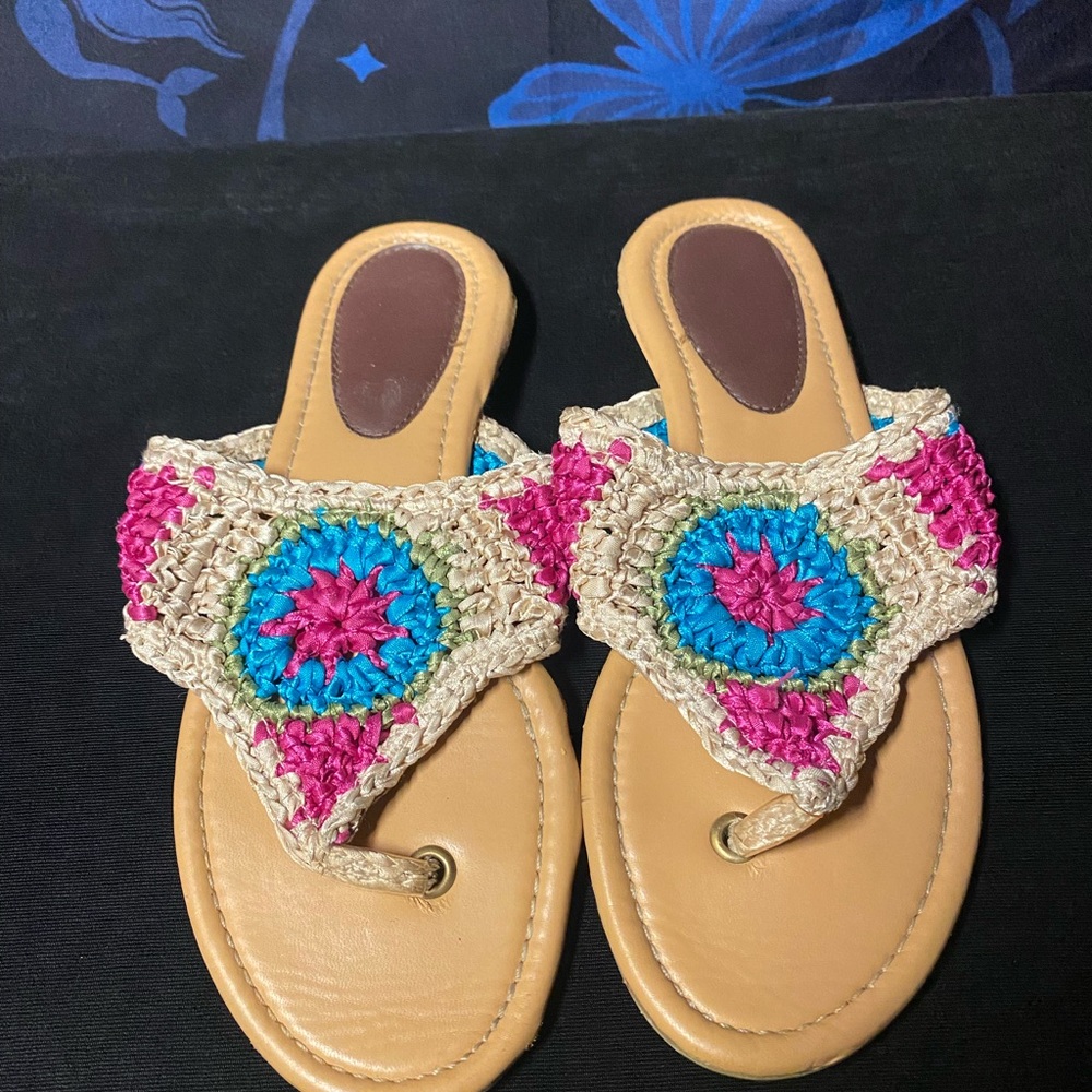 Sandals - Picture 2 of 2